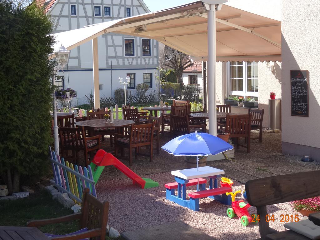 Hotel 4 Jahreszeiten Mit Restaurant Albstadt Exterior foto
